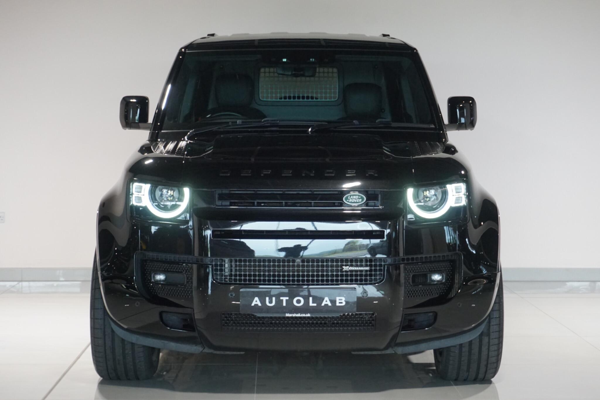 Land Rover Defender 110 3.0 D300 MHEV X-Dynamic HSE Hard Top SUV 5dr Diesel Auto 4WD MWB Euro 6 (s/s) (300 ps)